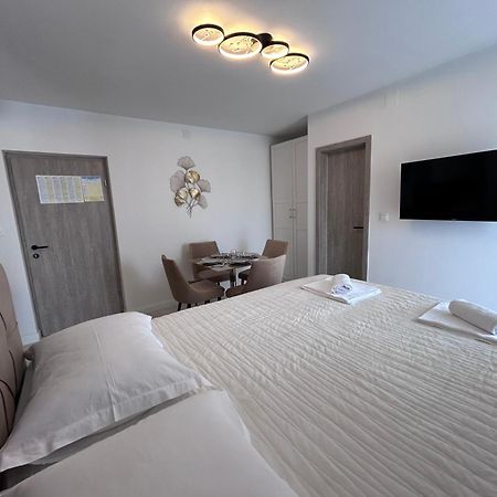 Apartmani Biokovo Макарська Екстер'єр фото
