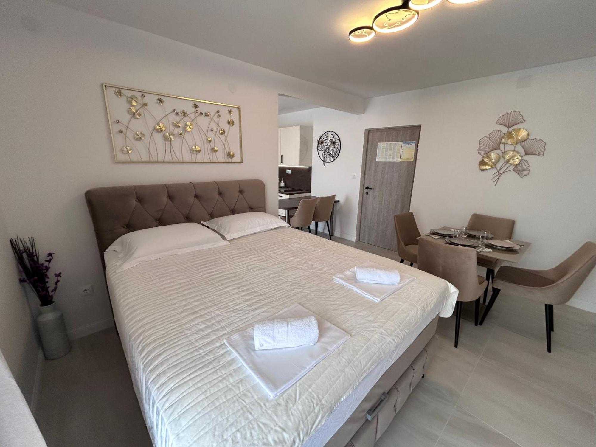 Apartmani Biokovo Макарська Екстер'єр фото