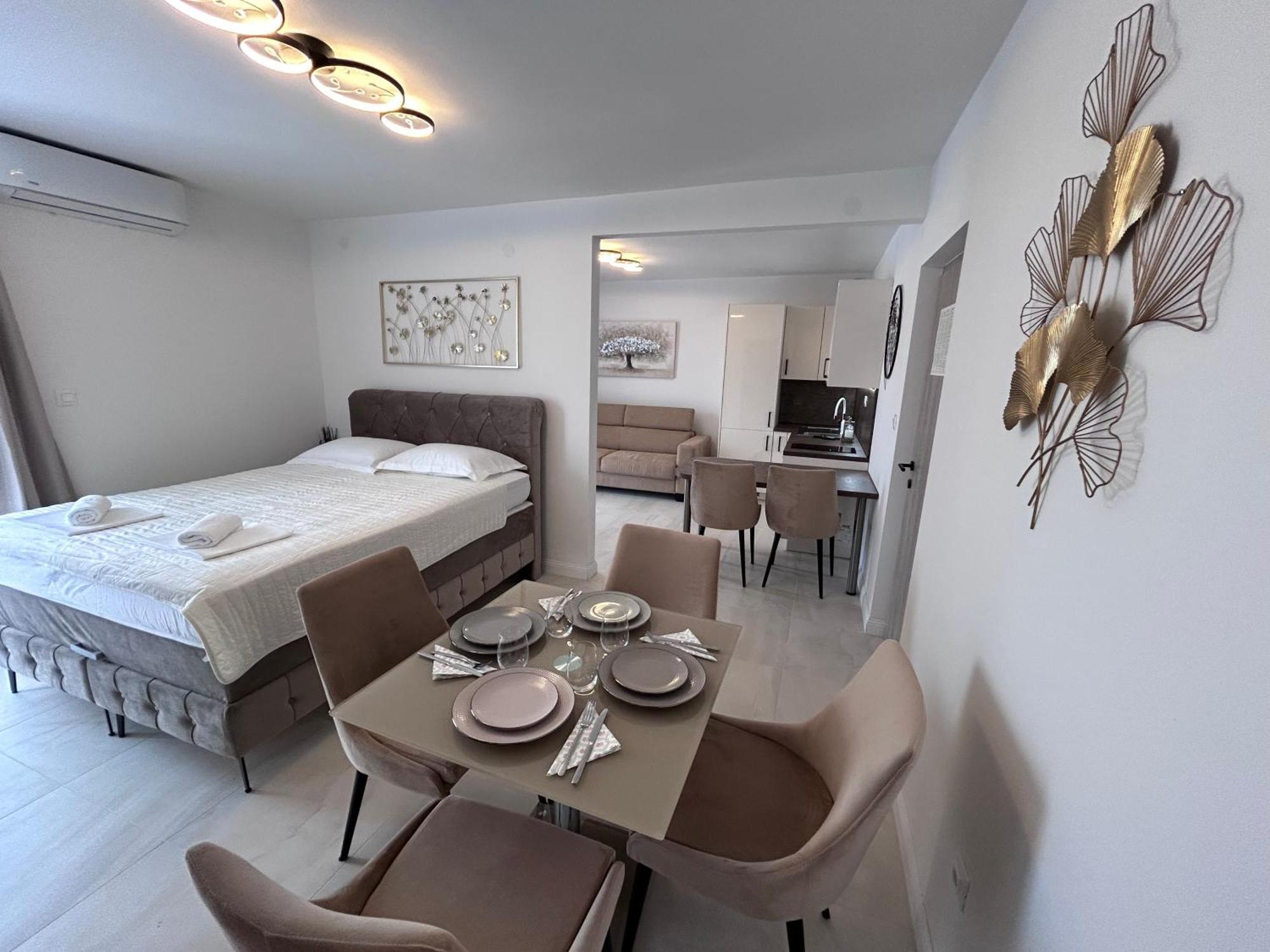 Apartmani Biokovo Макарська Екстер'єр фото
